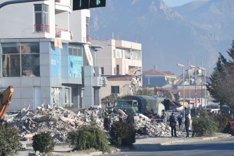Projekti i ”Unazës së Re”, nesër shembet godina ku jetonin 15 familje