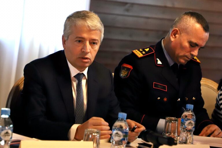 10 vite burg për drogë dhe ke hotel? Lleshaj: I vihet shiriti dhe shkon në gjykatë