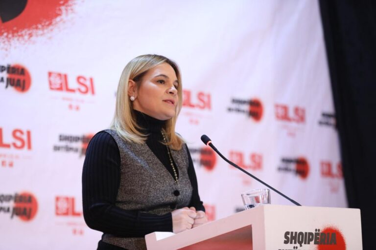 Kryemadhi: 15 marsi, afati i fundit për Ramën dhe për parlamentin ilegjitim