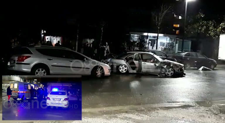 Përplasen makinat në Vlorë, dy të plagosur