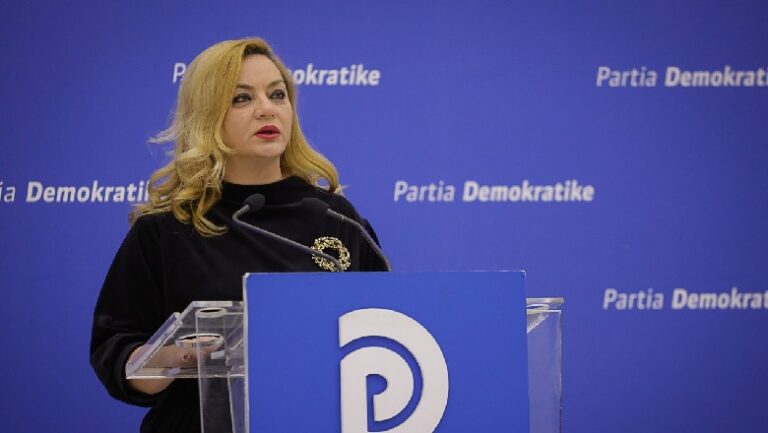 PD: Zgjedhjet e 30 korrikut në universitete, antikushtetuese. Qeveria i heq të drejtën e votës 75% të studentëve
