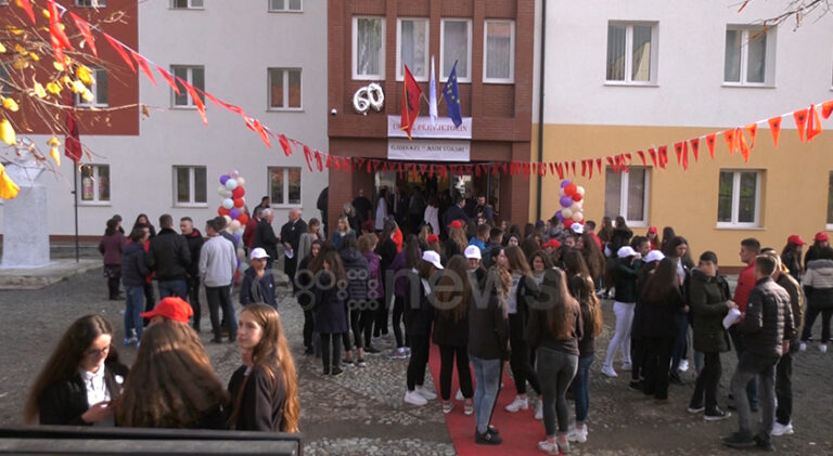 “Asim Vokshi”, vatra e dijes dhe krenaria e Tropojës mbledh bijtë dhe bijat për 60-vjetor