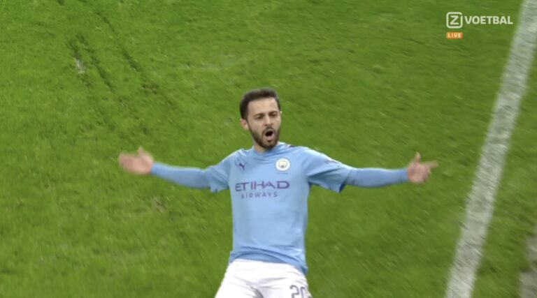 City zhbllokon derbin ndaj United me një super gol të Bernardo Silvës (VIDEO)