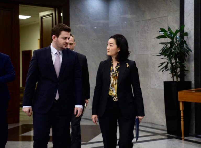 Cakaj takon Yuri Kim: SHBA partner i pazëvendësueshëm për Shqipërinë