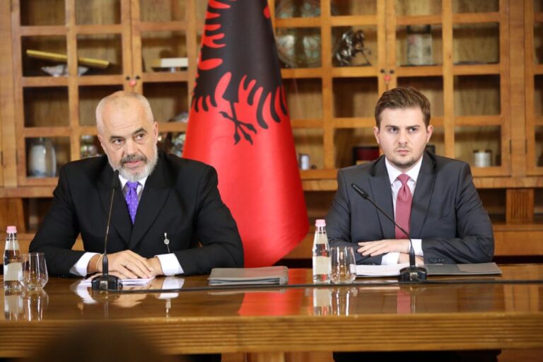 Agjencia gjeramane e lajmeve shkruan për Shqipërinë: Vendi i krizave merr drejtimin e OSBE-së