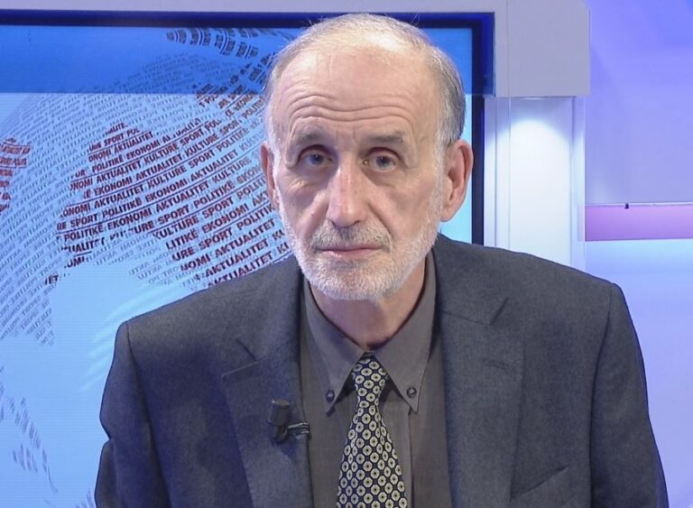 Edmond Tupja: Politika nuk është k*rvë, por karak*rvë!