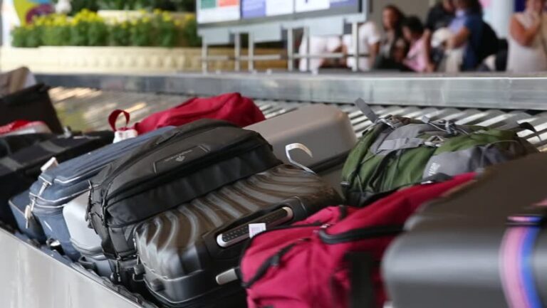 INSTAT nxjerr të dhënat: Gati 130 shqiptarë emigruan çdo ditë në 2019, 47 mijë në total