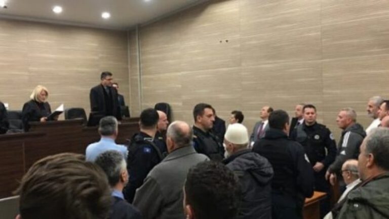 “Syri i Popullit”, gjykata shpall fajtorë 8 të akuzuarit për vepra terroriste