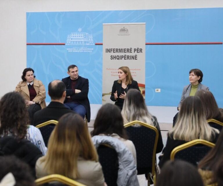 Hapet konkursi, Ministria: Aplikoni në portalin “Infermierë për Shqipërinë”