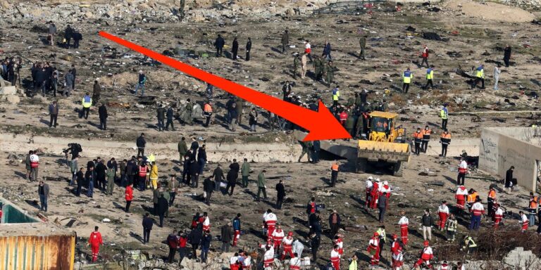 Irani po shkatërron provat? Shihni çfarë ndodhi në vendin e rrëzimit të avionit në Teheran (Foto)