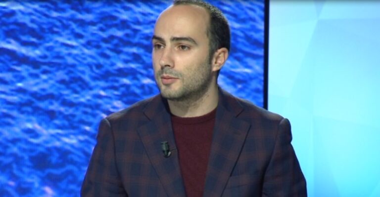 A cënohet karriera politike? Flet avokati i Ervin Salianjit