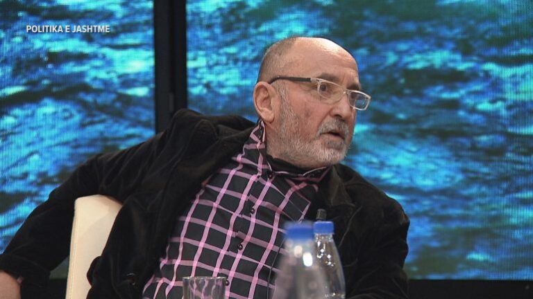 “Muxhahedinët deri më 2012 konsideroheshin organizatë terroriste”, Lubonja: Shqipëria i strehoi se pushtetarët janë servil të Amerikës