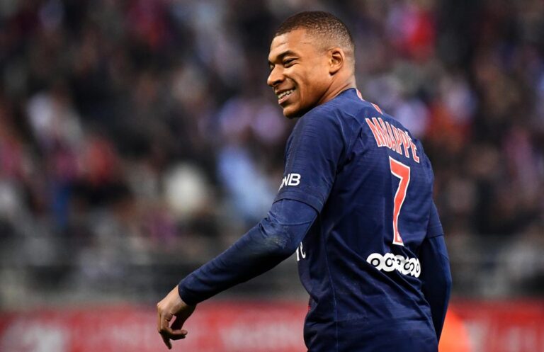 CIES/ Mbappe lojtari më i shtrenjtë në botë, e ndjek Sterling dhe Salah