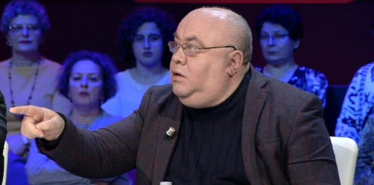 Kastriot Myftaraj hedh hipotezat: Virus që u zhvillua vetë, apo armë biologjike që doli nga kontrolli