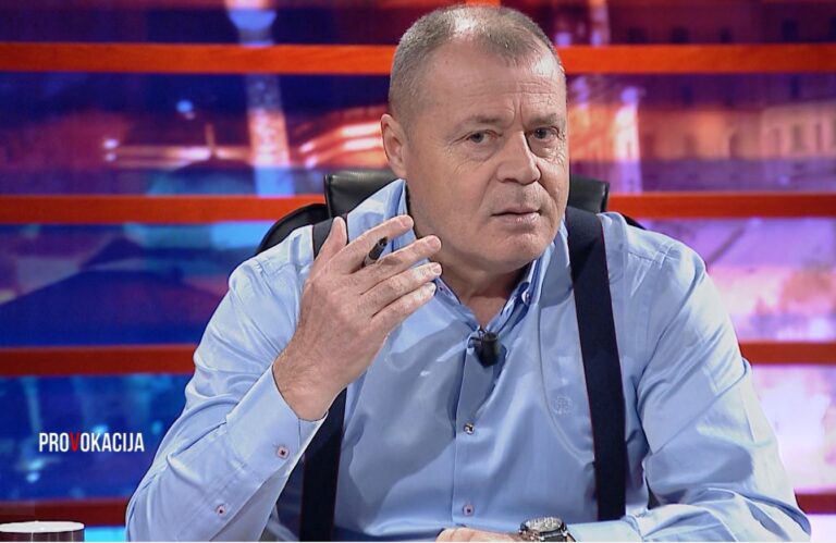 “Pse sillet ndryshe në studiot e huaja?” Nano-gazetarëve: Mos organizoni debate me kryeministrin, janë kacafytje