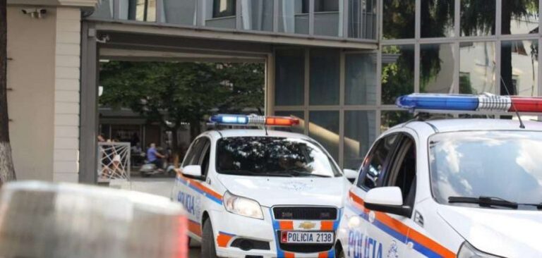 Klientë të huaj, “masazh e s*eks” deri në 300 mijë lekë/ Si organizohej prostitucioni në qendër të Tiranës