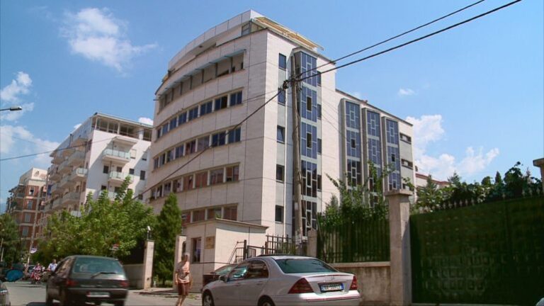 Drogë çokollatë nga Greqia, prokuroria kërkon burg për 7 të arrestuarit, mes tyre dhe vëllai i shefit të qarkullimit Dibër
