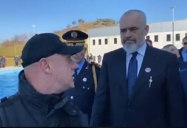 Ardi Veliu lëvdon polumbarët, Rama: Vendosini një parmak se ka rrezik
