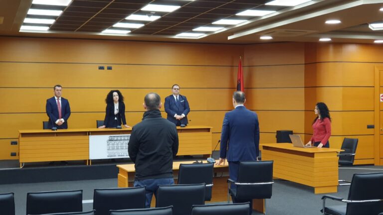 Konfirmohet në detyrë Sandër Simoni, kreu i Gjykatës së Posaçme