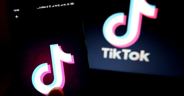 Ky aplikacion që mund ta keni në telefonin tuaj përgjon bisedat dhe kontrollon fotot tuaja