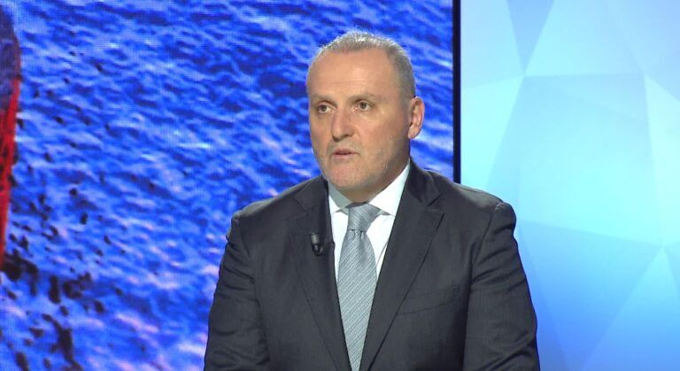 Veton Surroi: Rëndësia e faktorit kohë