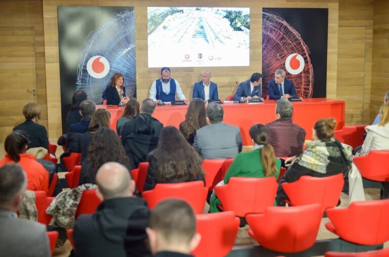 Vodafone Albania, Fondacioni Shqiptaro-Amerikan për Zhvillim dhe Bashkia Tiranë, marrëveshje për transformimin e Piramidës