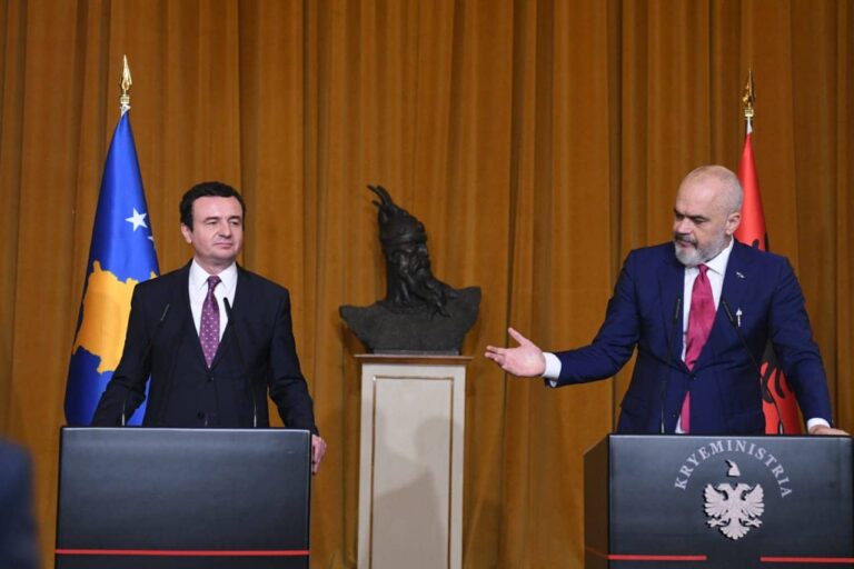 Në krah të Ramës, Albin Kurti: Takimi për ”Makro-Shengenin shqiptar”