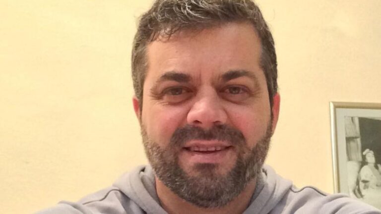 Aktori i mirënjohur shqiptar shtrohet në spital