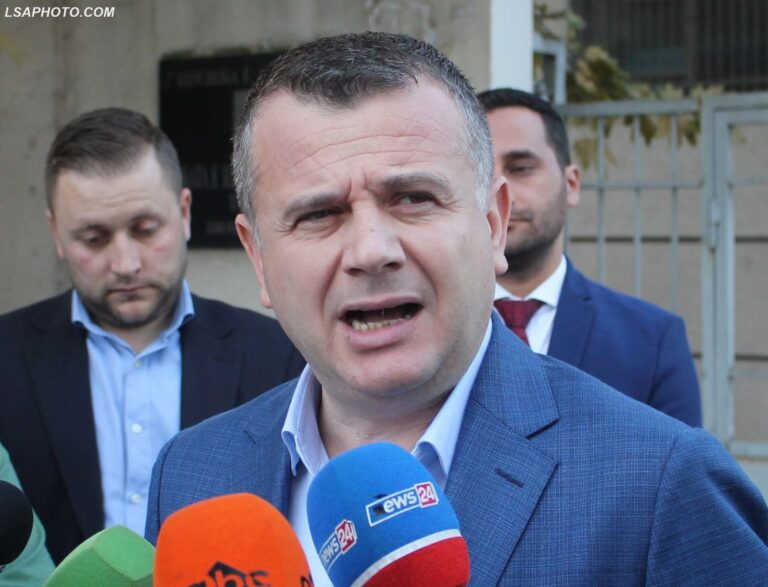 Covid-19/Balla: Masat e qeverisë po japin rezultate konkrete. “Nuk është 7×7=42 kjo punë”