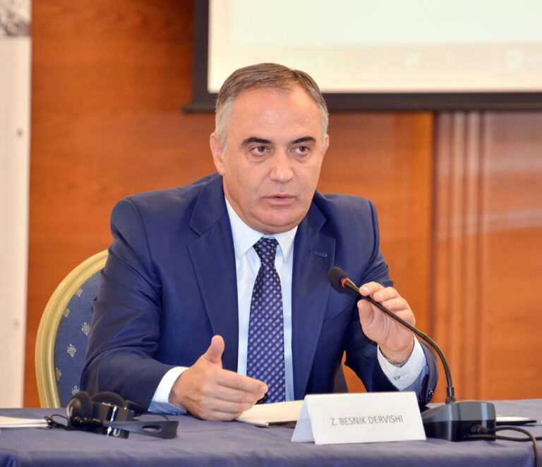 DASH vlerëson me çmimin “Fytyra të shkëmbimit” gazetarin Lutfi Dervishi, autor i emisionit “Përballë” në RTSH