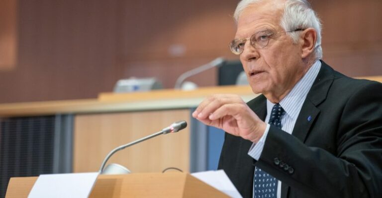 Borrell del nga vetëizolimi: Testi më nxori negativ