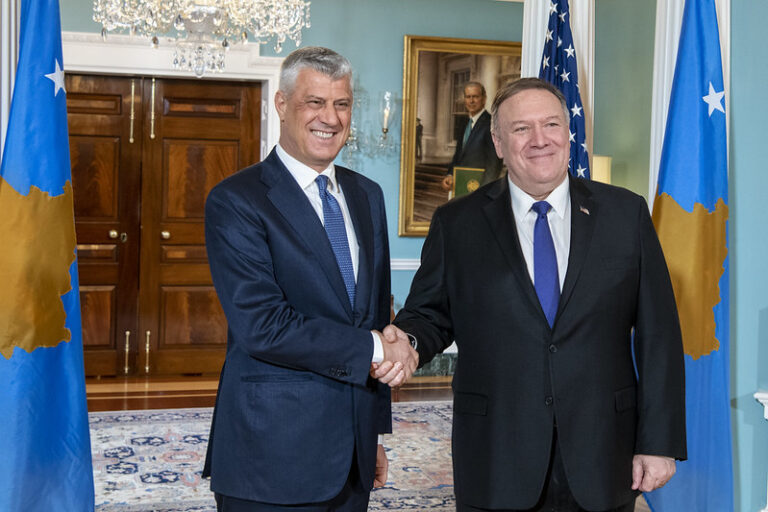 Sekretari amerikan takoi Thaçin, kërkon heqjen e tarifës ndaj Serbisë