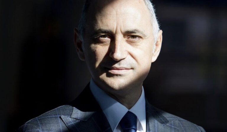 Borxhi 725 mln dollarë, eksperti Elvin Meka: 10 arsyet pse nuk duhet marrë kjo hua