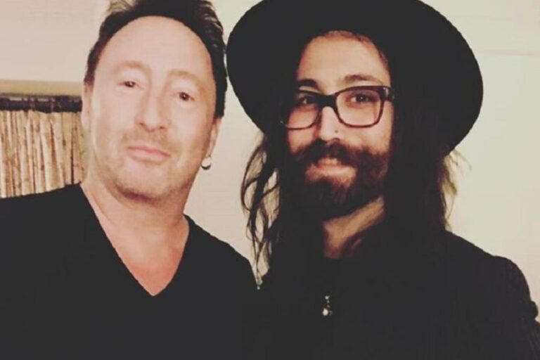 Djali i John Lennon operohet me urgjencë, heq tumorin malinj nga koka