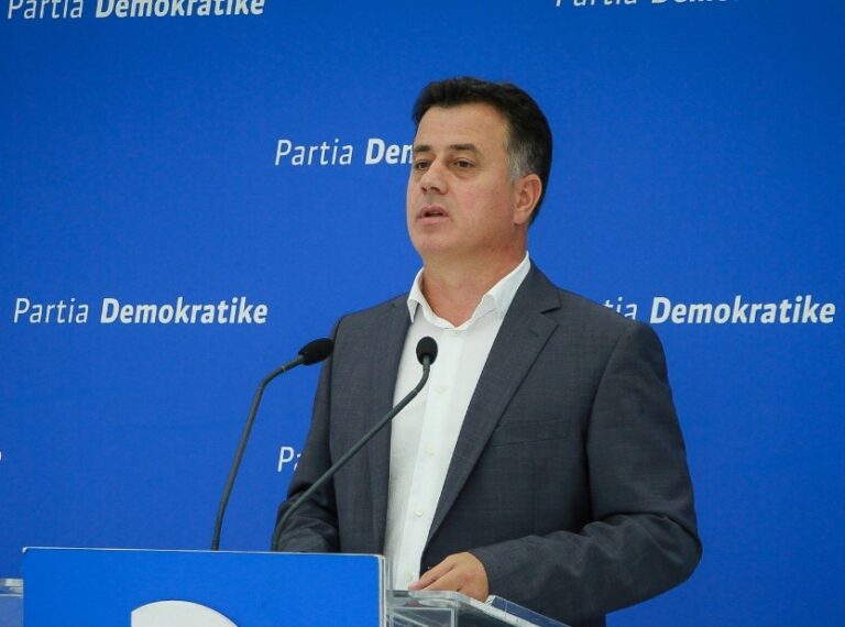 Ekskluzive/Noka: Rama po rrëshket në Autokraci. Byzylyk elektronik jo ”pushkatim” për të infektuarit