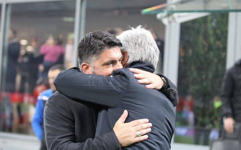 As Allegri as Conte, ja kush zgjidhet trajneri më i mirë në Serie A