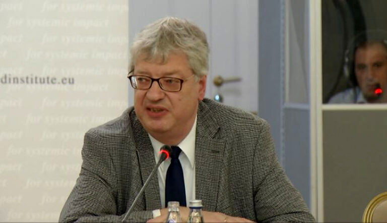 Mesazhi i fortë i Bundestagut: Gjyqtarët të betohen mbi Kushtetutë