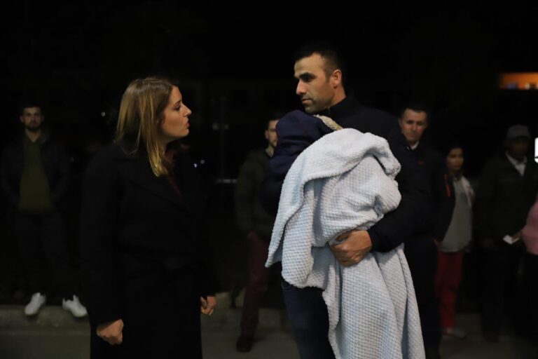 Manastirliu në urgjencën pediatrike, informon personalisht prindërit: Kemi shtuar ekipet mjekësore