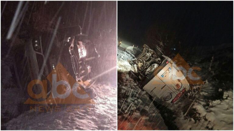 Aksident në Korçë, furgoni del nga rruga dhe përfundon në kanal (Foto)