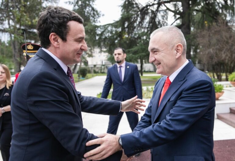 Takimi me Kurtin, Presidenti Meta: Partneriteti Strategjik me Kosovën të jetë model bashkëpunimi rajonal