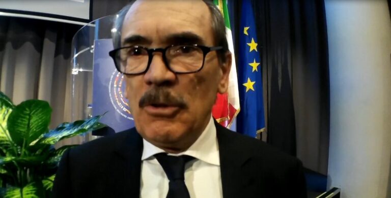 Kreu i Antimafias Italiane: Shqiptarët, menaxhojnë importimin e kokainës nga vendet prodhuese