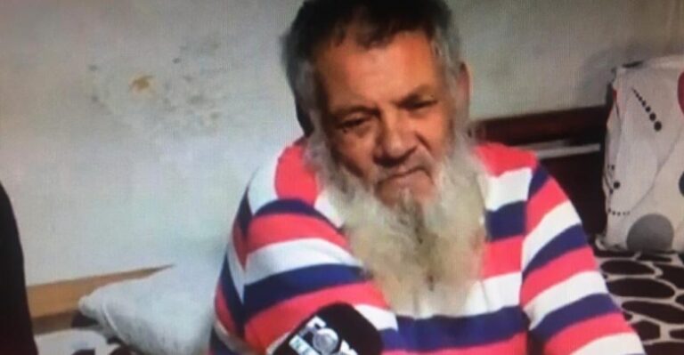 “Shpirti ma di, strukemi në batanije”, banorët në Durrës në mëshirë të fatit pas tërmetit: Nuk kemi shpresë