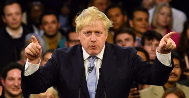 Brexit e fut Johnsonin në përplasjeje me mediat, gazetarët bojkotojnë Kryeministrin