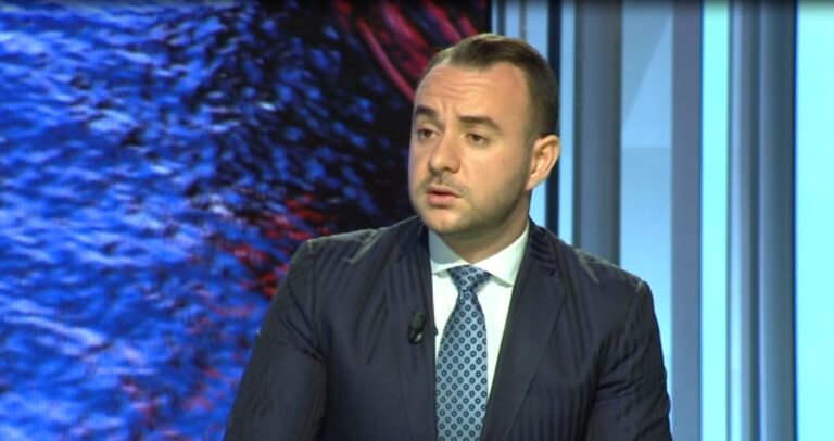 Balliu: Ai që qëlloi me armë hotelin në Pogradec eksponent i PS-së