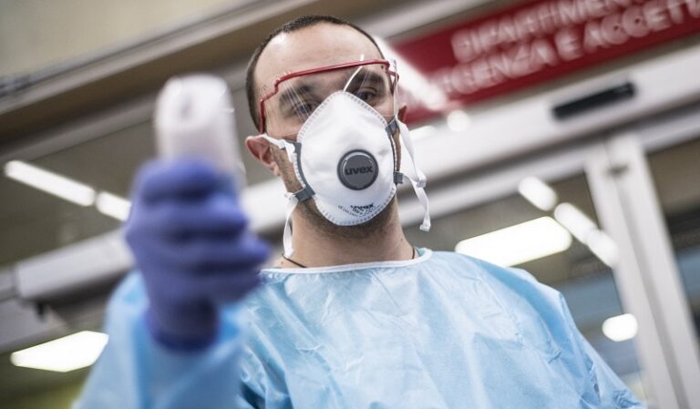 Rasti i parë me koronavirus në Kaliforni që nuk dihet nga e mori infeksionin