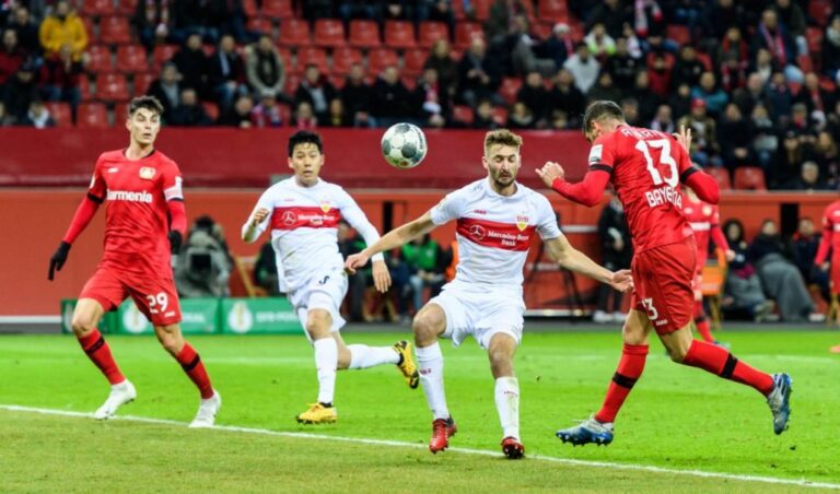 VIDEO/ Çmenduri në Gjermani, Leverkusen fiton me katër gola të anuluar