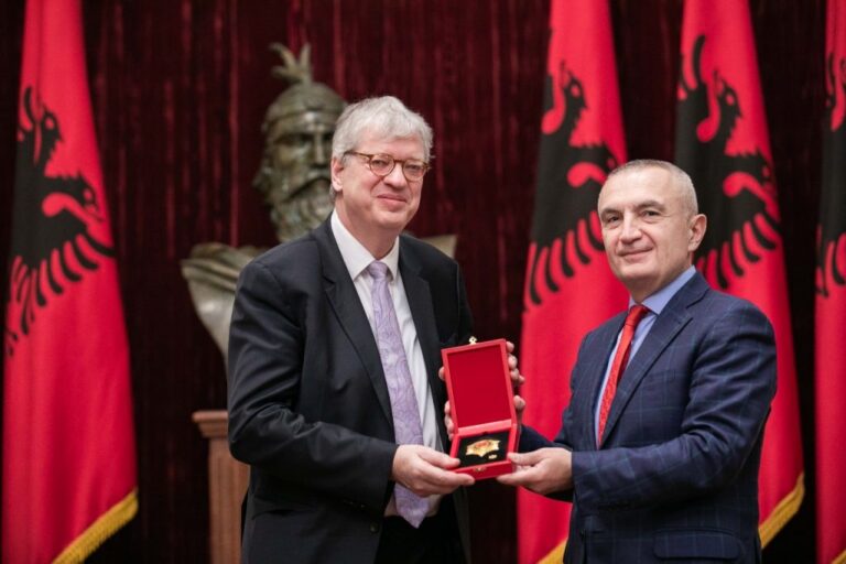 Presidenti Meta: Qëndrimi i Bundestagut ndaj Shqipërisë ka qenë më parimori, më i sinqerti dhe me integritet