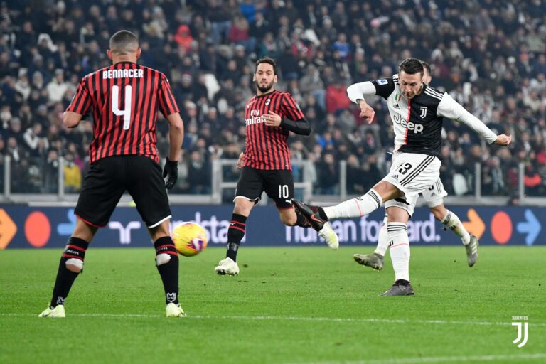 Zbulohen formacionet e Milan-Juve, Ibrahimovic sfidon Cristiano Ronaldon
