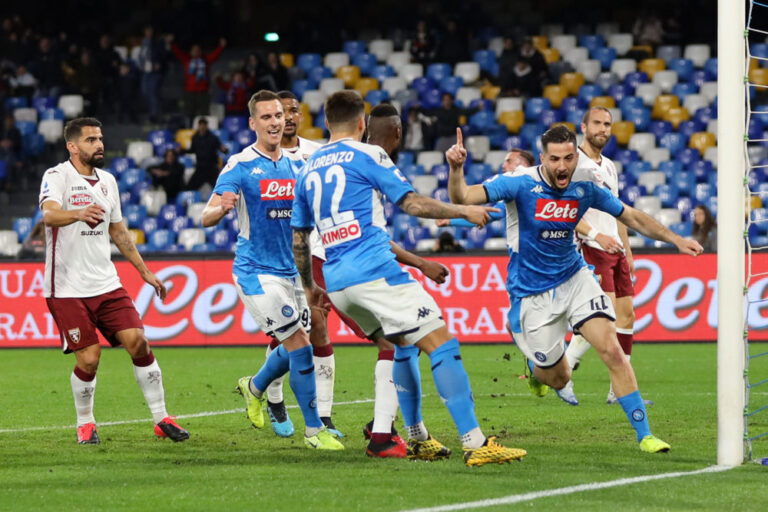 Napoli merr fitoren e tretë radhazi ndaj Torinos, Hysaj shkëlqen në mbrojtje (VIDEO)
