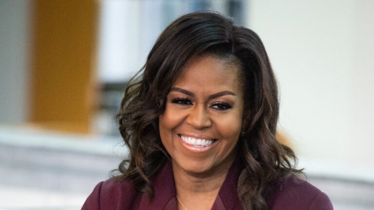 Si dukej Michelle Obama 18 vjeçe? Ish-zonja e parë publikon foton e rrallë
